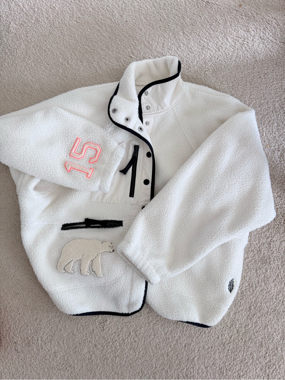Free People Hit the Slopes Patch Fleece Jacket with Navy Trim- NWOT - Picture 14 of 15